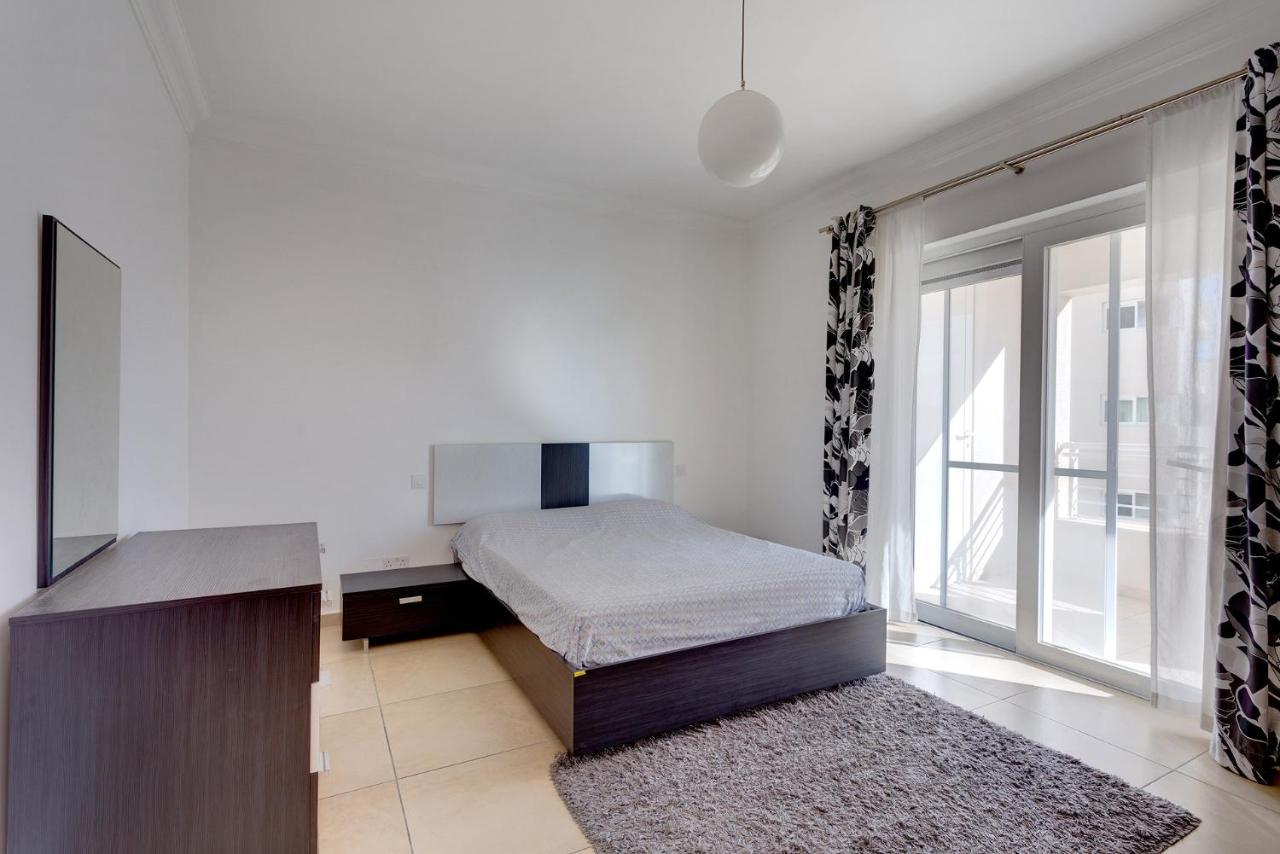 Apartment With Pool Sliema Exterior photo