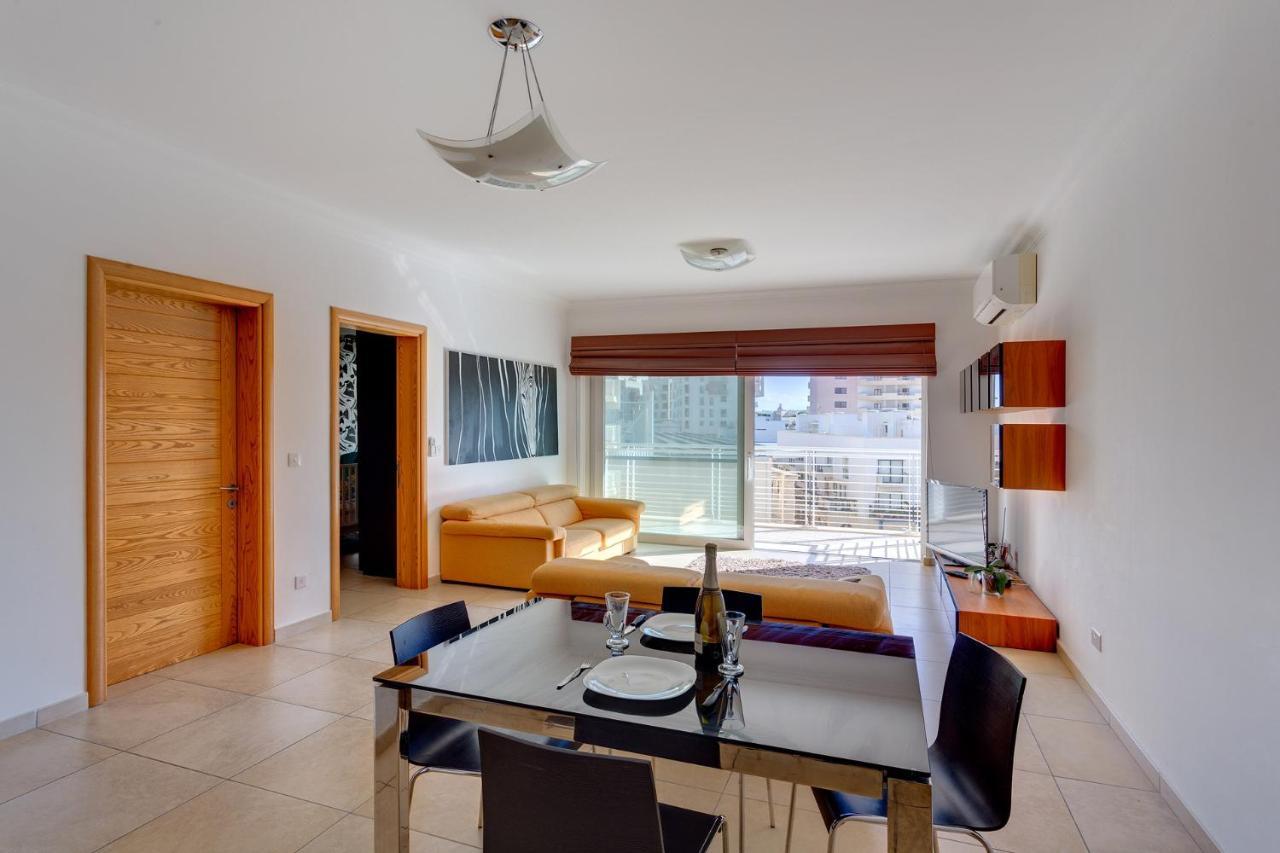 Apartment With Pool Sliema Exterior photo